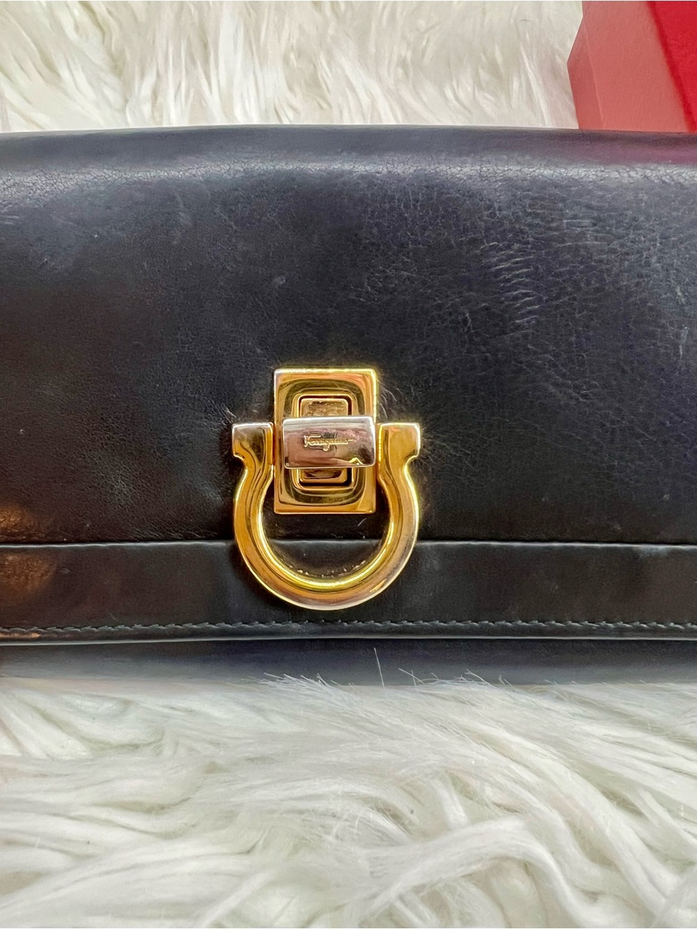 Salvatore Ferragamo Black Leather Wallet with Gold Horsebit Ring - Picture 9 of 12